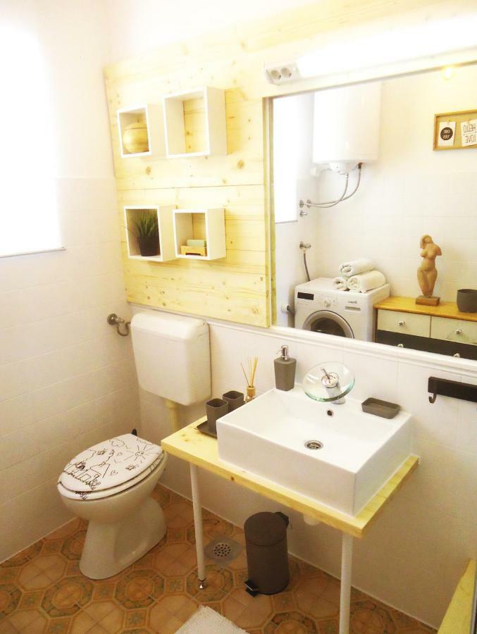 Apartman For 4 - Lovreta Makarska Ngoại thất bức ảnh