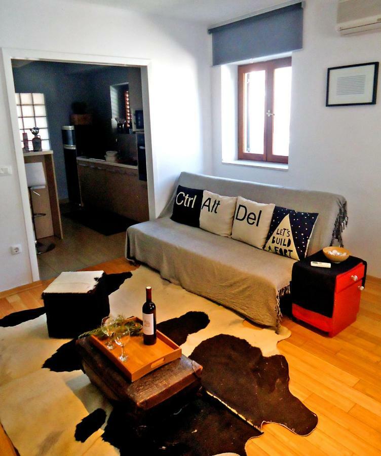 Apartman For 4 - Lovreta Makarska Ngoại thất bức ảnh